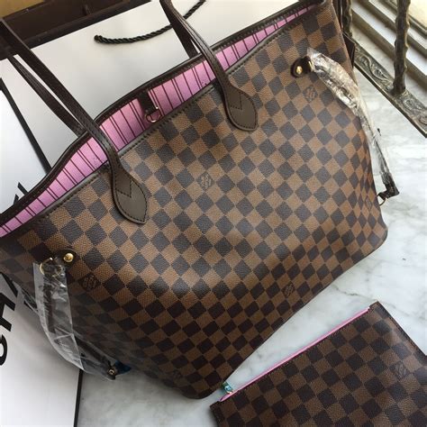 lv neverfull pink inside